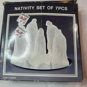Vintage Pacific Rim Nativity Set Of 7PCS With Mirror Base